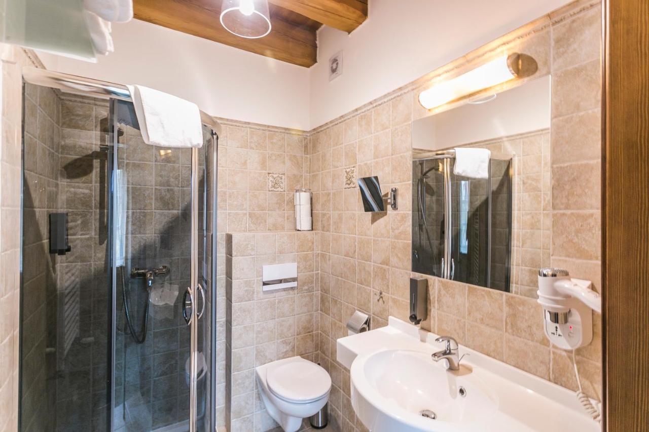 Premium Doppel- oder Zweibettzimmer in der Pension